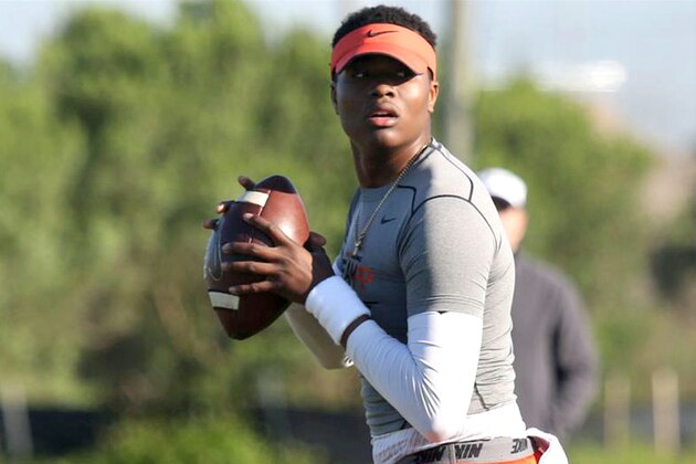 2016 4-Star QB Dwayne Haskins is one of the few elite passers who has yet to make a commitment.
