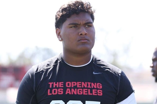 USC picked up a solid commitment in 4-star offensive lineman Frank Martin II, who called USC a "dream school."