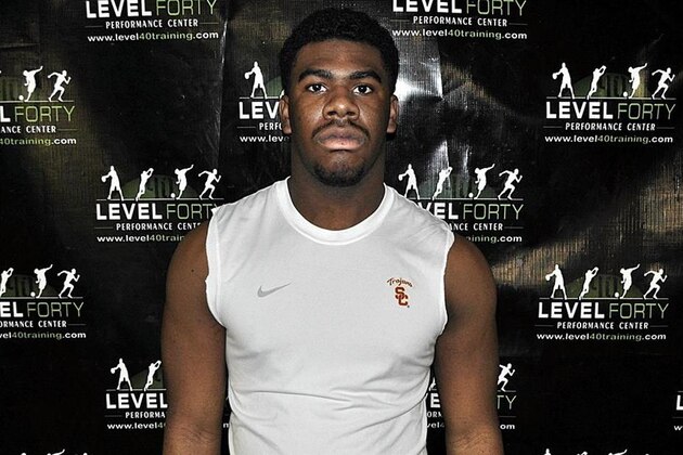 Naseir Upshur, a 4-star tight end from Philadelphia, has 40 offers but announced a top 13 Tuesday.