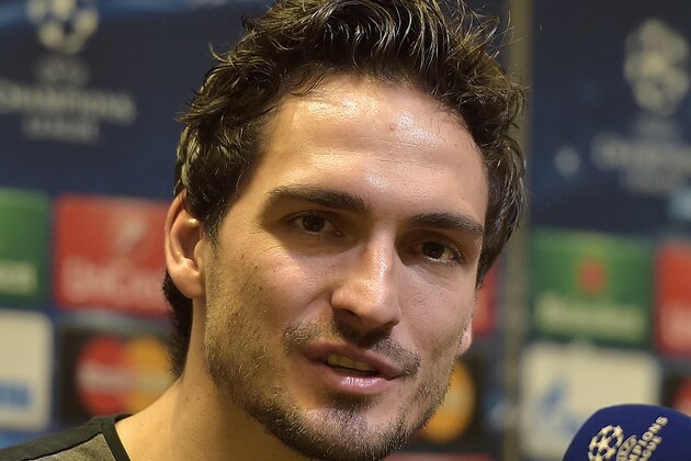 Dortmund's Mats Hummels talks to the media at a press conference prior to the Champions League round of 16 second leg soccer match between Borussia Dortmund and Juventus in Dortmund, Germany, Tuesday, March 17, 2015. (AP Photo/Martin Meissner)
