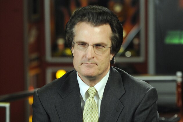 In this Tuesday, April 7, 2009 photo, football draft analyst Mel Kiper Jr. pauses while taping at the ESPN Zone, in Baltimore. Saturday marks the 25th anniversary of Kiper's 1984 debut on ESPN's draft coverage, and while his demeanor and hair haven't changed all that much, his popularity certainly has. (AP Photo/Gail Burton)