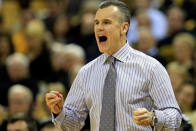 COLUMBIA, MO - FEBRUARY 24:  Head coach Billy Donovan of the Florida Gators coaches from the bench during the game against the Missouri Tigers at Mizzou Arena on February 24, 2015 in Columbia, Missouri.  (Photo by Jamie Squire/Getty Images)