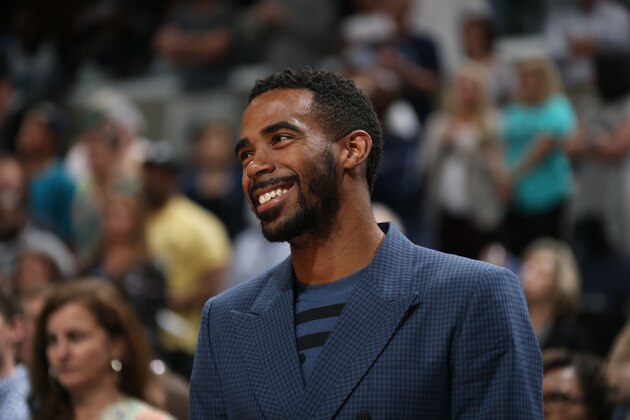 MEMPHIS, TN - APRIL 15:  Mike Conley #11 of the Memphis Grizzlies during the game against the Indiana Pacers on April 15, 2015 at FedExForum in Memphis, Tennessee. NOTE TO USER: User expressly acknowledges and agrees that, by downloading and or using this photograph, User is consenting to the terms and conditions of the Getty Images License Agreement. Mandatory Copyright Notice: Copyright 2015 NBAE (Photo by Joe Murphy/NBAE via Getty Images)