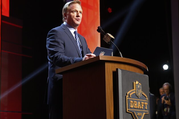 NFL commissioner Roger Goodell announces after the Tampa Bay Buccaneers selects Florida State quarterback Jameis Winston as the first pick in the first round of the 2015 NFL Draft,  Thursday, April 30, 2015, in Chicago. (AP Photo/Charles Rex Arbogast)