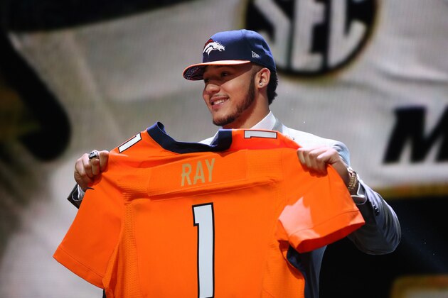 CHICAGO, IL - APRIL 30:  Shane Ray of the Missouri Tigers holds up a jersey after being picked #23 overall by the Denver Broncos during the first round of the 2015 NFL Draft at the Auditorium Theatre of Roosevelt University on April 30, 2015 in Chicago, Illinois.  (Photo by Jonathan Daniel/Getty Images)