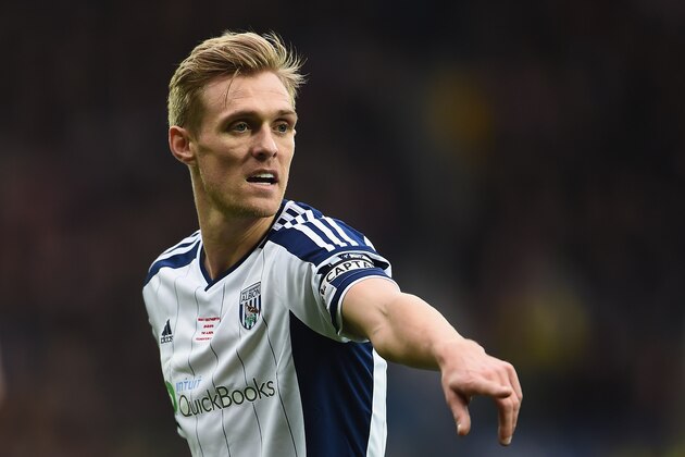 WEST BROMWICH, ENGLAND - FEBRUARY 28:  Darren Fletcher of West Bromwich Albion looks on during the Barclays Premier League match between West Bromwich Albion and Southampton at The Hawthorns on February 28, 2015 in West Bromwich, England.  (Photo by Laurence Griffiths/Getty Images)