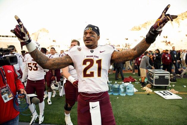 Dec 27, 2014; El Paso, TX, USA; Arizona State Sun Devils wide receiver Jaelen Strong (21) celebrates after defeating the Duke Blue Devils in the 2014 Sun Bowl at Sun Bowl Stadium. The Sun Devils defeated the Blue Devils 36-31. Mandatory Credit: Ivan Pierre Aguirre-USA TODAY Sports