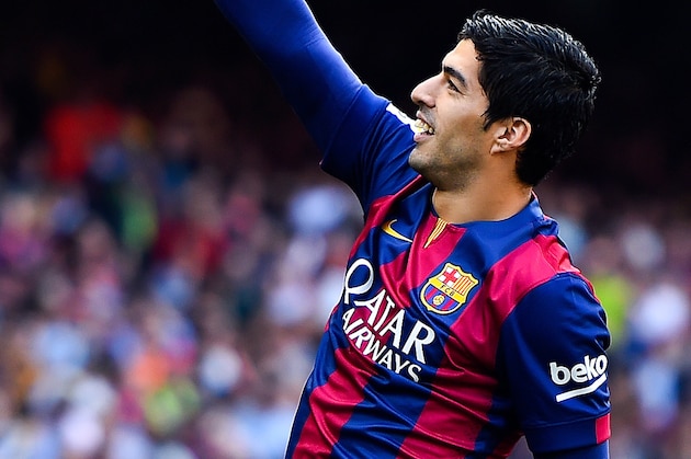 BARCELONA, SPAIN - APRIL 18:  Luis Suarez of FC Barcelona celebrates after scoring the opening goal during the La Liga match between FC Barcelona and Valencia CF at Camp Nou on April 18, 2015 in Barcelona, Spain.  (Photo by David Ramos/Getty Images)