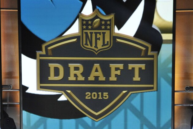 NFL commissioner Roger Goodell announces after the Jacksonville Jaguars selects Florida defensive lineman Dante Fowler as the thrid pick in the first round of the 2015 NFL Draft,  Thursday, April 30, 2015, in Chicago.  (AP Photo/Paul Beaty)