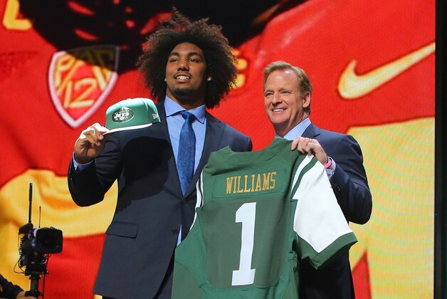 Apr 30, 2015; Chicago, IL, USA; Leonard Williams (Southern California) poses for a photo with NFL commissioner Roger Goodell after being selected as the number sixth overall pick to the New York Jets in the first round of the 2015 NFL Draft at the Auditorium Theatre of Roosevelt University. Mandatory Credit: Dennis Wierzbicki-USA TODAY Sports