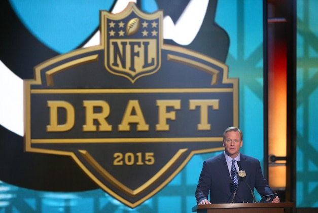 Apr 30, 2015; Chicago, IL, USA; NFL commissioner Roger Goodell addresses the crowd in the first round of the 2015 NFL Draft at the Auditorium Theatre of Roosevelt University. Mandatory Credit: Jerry Lai-USA TODAY Sports
