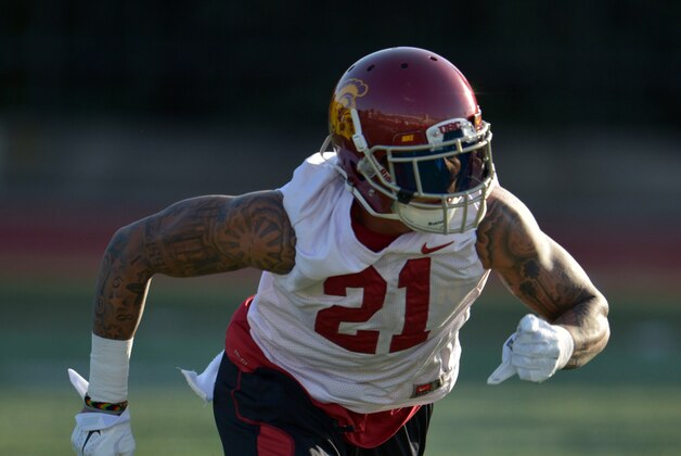 Mar 3, 2015; Los Angeles, CA, USA; Southern California Trojans safety Su'a Cravens (21) at spring practice at Cromwell Field. Mandatory Credit: Kirby Lee-USA TODAY Sports