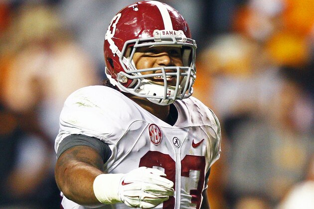 Alabama linebacker Trey DePriest (33) in the third quarter of an NCAA college football game against Tennessee Saturday, Oct. 25, 2014 in Knoxville, Tenn. (AP Photo/Wade Payne)