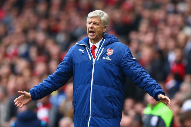 LONDON, ENGLAND - APRIL 26:  Arsene Wenger manager of Arsenal reacts during the Barclays Premier League match between Arsenal and Chelsea at Emirates Stadium on April 26, 2015 in London, England.  (Photo by Paul Gilham/Getty Images)