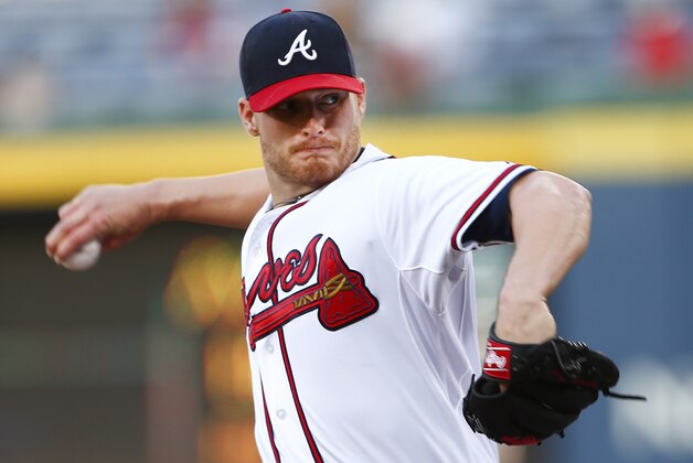 Atlanta Braves starting pitcher Shelby Miller (17) works in the first inning of a baseball game against the Cincinnati Reds Thursday, April 30, 2015, in Atlanta. (AP Photo/John Bazemore)