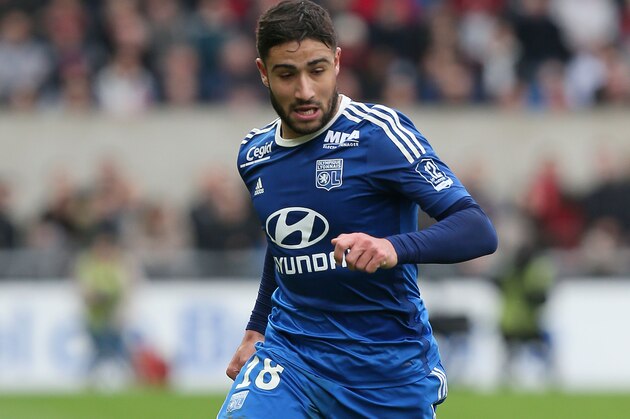 Lyon's Nabil Fekir dribbles the ball during his French League One soccer match against Guingamp, in Guingamp, western France, Saturday, April 4, 2015. Lyon won 3-1. (AP Photo/David Vincent)