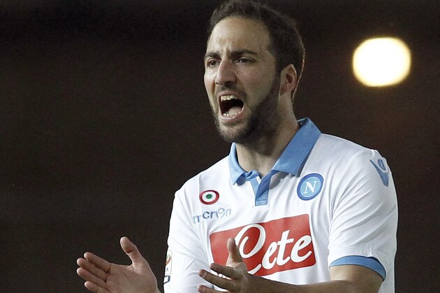 Napoli's Gonzalo Higuain shouts during the Serie A soccer match between Empoli and Napoli, in Empoli, Italy, Thursday, April 30, 2015. (AP Photo/Paolo Lazzeroni)