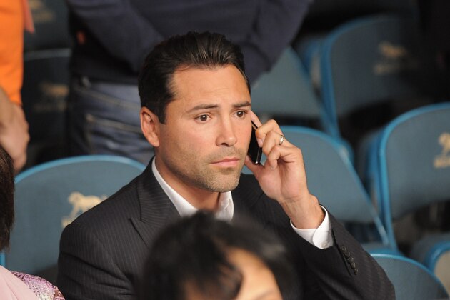 Oscar De La Hoya Saturday, May 1, 2010, in Las Vegas. (AP Photo/Mark J. Terrill) Oscar De La Hoya Saturday, May 1, 2010, in Las Vegas. (AP Photo/Mark J. Terrill)