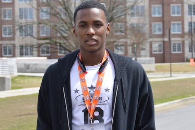 John Broussard, the nation's No. 8 cornerback, committed to Auburn over LSU and Mississippi State Thursday morning.