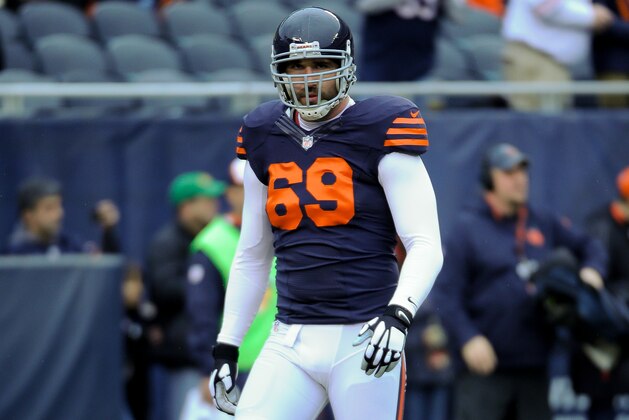 CHICAGO, IL - NOVEMBER 23:  Defensive end Jared Allen #69 of the Chicago Bears stands on the field during warm-ups prior to the game against the Tampa Bay Buccaneers at Soldier Field on November 23, 2014 in Chicago, Illinois.  (Photo by David Banks/Getty Images)