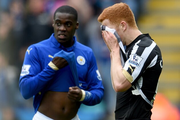 LEICESTER, ENGLAND - MAY 02:  Jack Colback of Newcastle during the Barclays Premier League match between Leicester City and Newcastle United at The King Power Stadium on May 2, 2015 in Leicester, England.  (Photo by Ross Kinnaird/Getty Images)