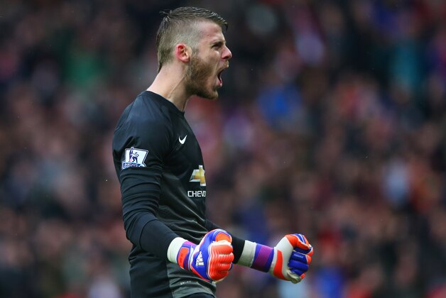 MANCHESTER, ENGLAND - APRIL 12:  David De Gea of Manchester United celebrates during the Barclays Premier League match between Manchester United and Manchester City at Old Trafford on April 12, 2015 in Manchester, England.  (Photo by Alex Livesey/Getty Images)
