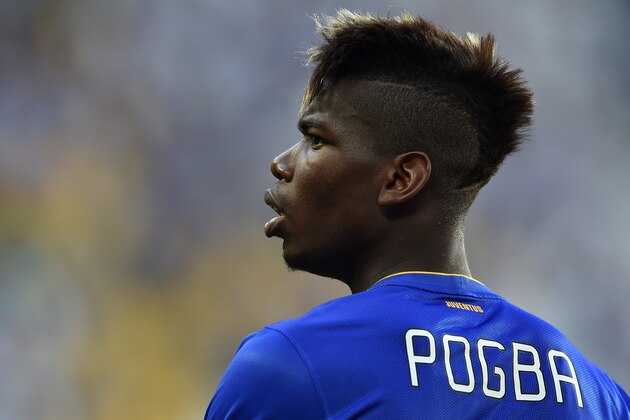 TURIN, ITALY - MAY 09:  Paul Pogba of Juventus FC looks on during the Serie A match between Juventus FC and Cagliari Calcio at Juventus Arena on May 09, 2015 in Turin, Italy.  (Photo by Valerio Pennicino/Getty Images)