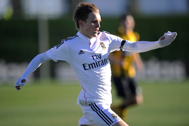 MADRID, SPAIN - FEBRUARY 21:  Martin Odegaard of Real Madrid Castilla in action during the Segunda Division B match between Real Madrid Castilla v Barakaldo CF at estadio Alfredo Di Stefano on February 21, 2015 in Madrid, Spain.  (Photo by Denis Doyle/Getty Images)