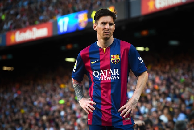 BARCELONA, SPAIN - MAY 09:  Lionel Messi of FC Barcelona looks on during the La Liga match between FC Barcelona and Real Sociedad de Futbol at Camp Nou on May 9, 2015 in Barcelona, Spain.  (Photo by David Ramos/Getty Images)