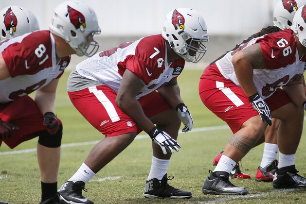 Arizona Cardinals football player D.J. Humphries (74) participates in a rookie minicamp, Friday, May 8, 2015, in Tempe, Ariz. (AP Photo/Matt York)