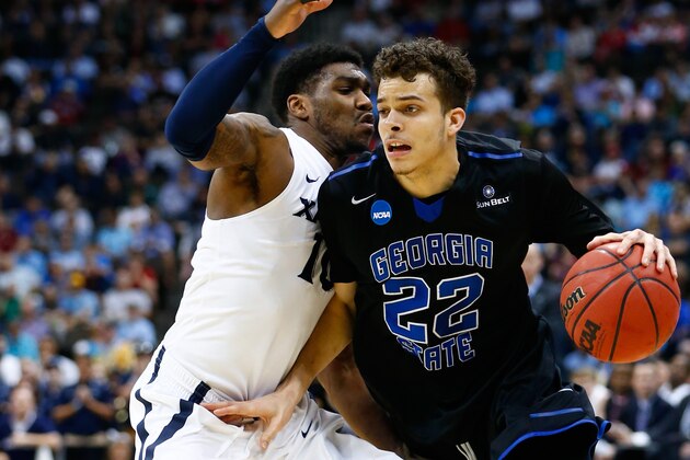JACKSONVILLE, FL - MARCH 21: R.J. Hunter#22 of the Georgia State Panthers is fouled Remy Abell #10 of the Xavier Musketeers in the second half during the third round of the 2015 NCAA Men's Basketball Tournament at Jacksonville Veterans Memorial Arena on March 21, 2015 in Jacksonville, Florida.  (Photo by Kevin C. Cox/Getty Images)