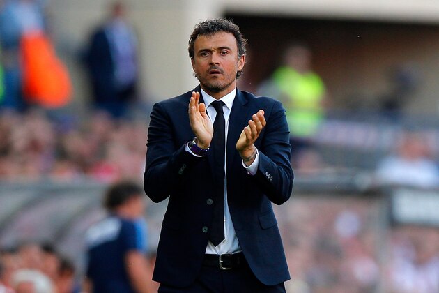 MADRID, SPAIN - MAY 17:  Luis Enrique manager of Barcelona reacts during the La Liga match between Club Atletico de Madrid and FC Barcelona at Vicente Calderon Stadium on May 17, 2015 in Madrid, Spain.  (Photo by Gonzalo Arroyo Moreno/Getty Images)