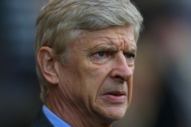 BURNLEY, ENGLAND - APRIL 11: Arsenal manager Arsene Wenger prior to the Barclays Premier League match between Burnley and Arsenal at Turf Moor on April 11, 2015 in Burnley, England. (Photo by Dave Thompson/Getty Images)