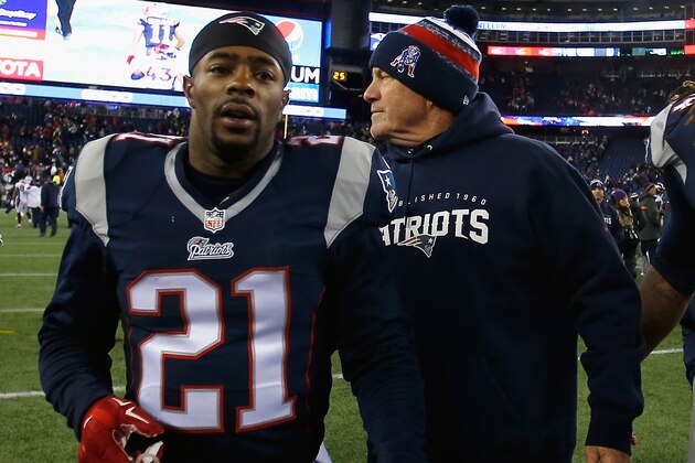 FOXBORO, MA - NOVEMBER 02:  Head coach Bill Belichick of the New England Patriots reacts alongside Malcolm Butler #21 and Akeem Ayers #54 after defeating the Denver Broncos at Gillette Stadium on November 2, 2014 in Foxboro, Massachusetts.  (Photo by Jim Rogash/Getty Images)