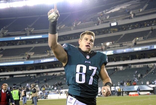 Nov 10, 2014; Philadelphia, PA, USA; Philadelphia Eagles tight end Brent Celek (87) runs off the field after defeating the Carolina Panthers at Lincoln Financial Field. The Eagles defeated the Panthers, 45-21. Mandatory Credit: Eric Hartline-USA TODAY Sports