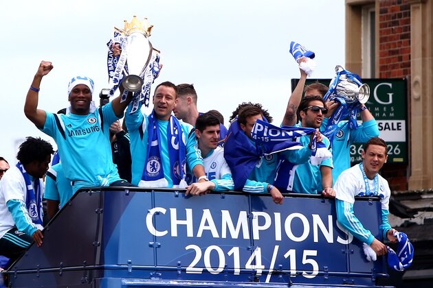 LONDON, ENGLAND - MAY 25: Didier Drogba and John Terry hold up the Premier League trophy during the Chelsea FC Premier League Victory Parade on May 25, 2015 in London, England. (Photo by Charlie Crowhurst/Getty Images)