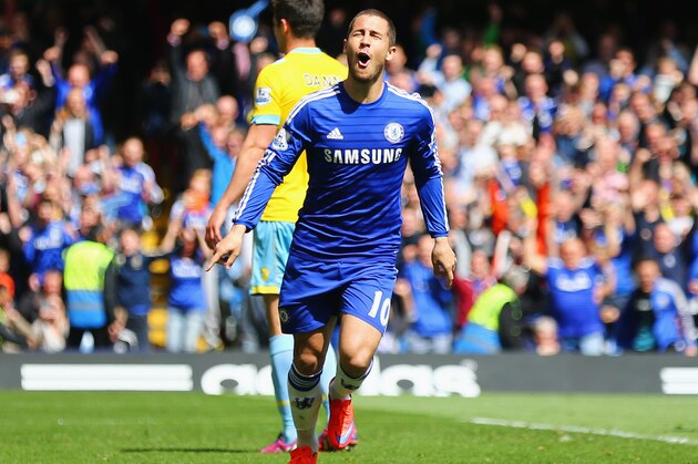LONDON, ENGLAND - MAY 03:  Eden Hazard of Chelsea celebrates as he scores their first goal during the Barclays Premier League match between Chelsea and Crystal Palace at Stamford Bridge on May 3, 2015 in London, England.  (Photo by Clive Mason/Getty Images)
