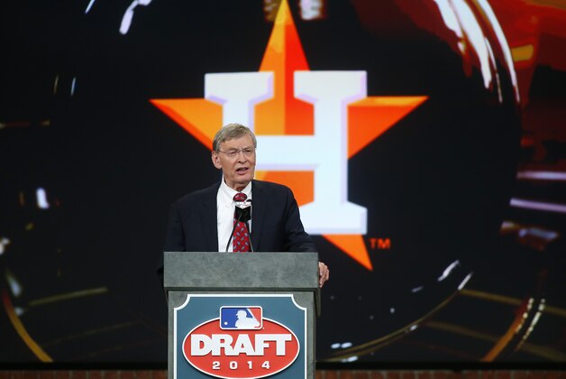 SECAUCUS, NJ - JUNE 5: Commissioner Allan H. Bud Selig at the podium during the MLB First-Year Player Draft at the MLB Network Studio on June 5, 2014 in Secacucus, New Jersey. (Photo by Rich Schultz/Getty Images)