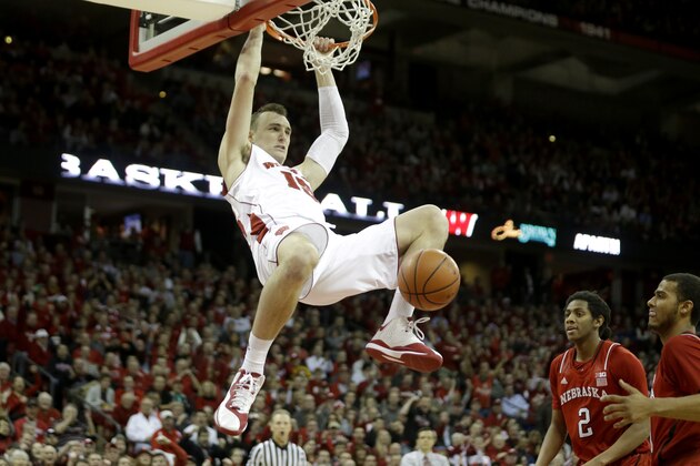 MADISON, WI - JANUARY 15: Sam Dekker #15 of the Wisconsin Badgers throw down a two handed dunk during the first half against the Nebraska Cornhuskers at Kohl Center on January 15, 2015 in Madison, Wisconsin. (Photo by Mike McGinnis/Getty Images)