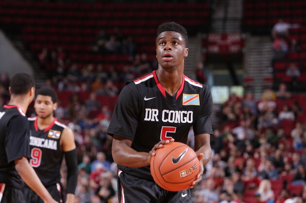 PORTLAND, OR - APRIL 12:  Emmanuel Mudiay #5 of the World Team shoots the ball during the game against Team USA on April 12, 2014 at the Moda Center Arena in Portland, Oregon. NOTE TO USER: User expressly acknowledges and agrees that, by downloading and or using this photograph, user is consenting to the terms and conditions of the Getty Images License Agreement. Mandatory Copyright Notice: Copyright 2014 NBAE (Photo by Sam Forencich/NBAE via Getty Images)