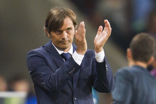 EINDHOVEN,NETHERLANDS - SEPTEMBER 18:  Head Coach Phillip Cocu of PSV Eindhoven in action during the UEFA Europa League match between PSV Eindhoven and Estoril Praia at the Philips Stadium on September 18, 2014 in Eindhoven,Netherlands. (Photo by Robert Meerding/EuroFootball/Getty Images)