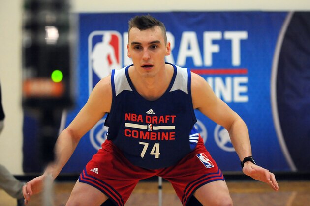 CHICAGO, IL - MAY 14:  Sam Dekker #74 prepares for a shuttle run drill during the 2015 NBA Draft Combine on May 14, 2015 at Quest Multiplex in Chicago, Illinois. NOTE TO USER: User expressly acknowledges and agrees that, by downloading and/or using this photograph, user is consenting to the terms and conditions of the Getty Images License Agreement.  Mandatory Copyright Notice: Copyright 2013 NBAE (Photo by Randy Belice/NBAE via Getty Images)