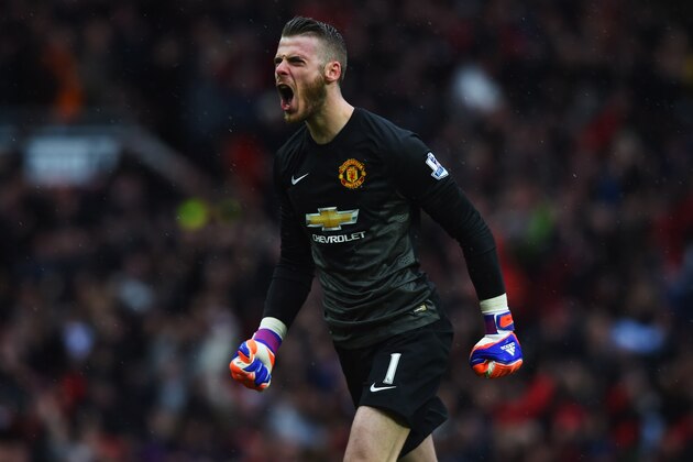 MANCHESTER, ENGLAND - APRIL 12: David De Gea of Manchester United celebrates during the Barclays Premier League match between Manchester United and Manchester City at Old Trafford on April 12, 2015 in Manchester, England. (Photo by Michael Regan/Getty Images) MANCHESTER, ENGLAND - APRIL 12: David De Gea of Manchester United celebrates during the Barclays Premier League match between Manchester United and Manchester City at Old Trafford on April 12, 2015 in Manchester, England. (Photo by Michael Regan/Getty Images)