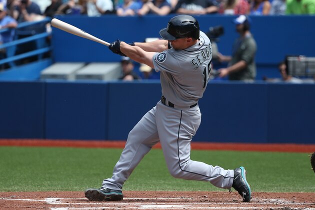 TORONTO, CANADA - MAY 24: Kyle Seager #15 of the Seattle Mariners hits a solo home run in the second inning during MLB game action against the Toronto Blue Jays on May 24, 2015 at Rogers Centre in Toronto, Ontario, Canada. (Photo by Tom Szczerbowski/Getty Images)