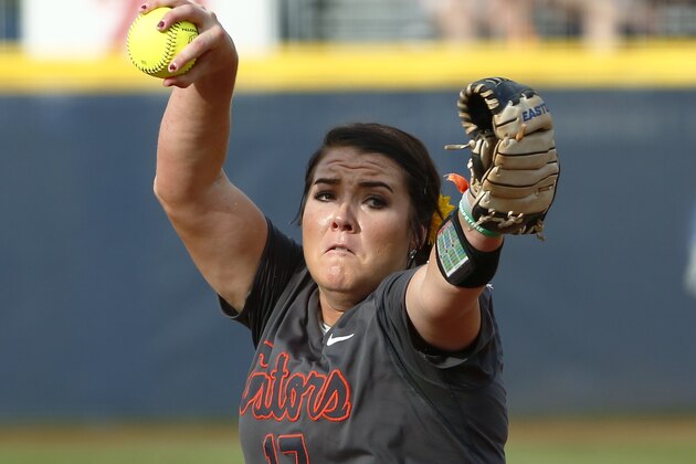 Florida's Lauren Haeger pitches in the first inning against LSU in the NCAA Women's College World Series softball game in Oklahoma City, Friday, May 29, 2015. (AP Photo/Alonzo Adams)