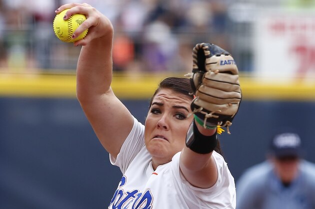 Florida's Lauren Haeger pitches in the first inning during an NCAA Women's College World Series game against Auburn in Oklahoma City, Sunday, May 31, 2015. (AP Photo/Alonzo Adams)