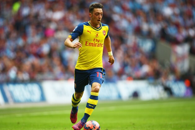 LONDON, ENGLAND - MAY 30:  Mesut Oezil of Arsenal in action during the FA Cup Final between Aston Villa and Arsenal at Wembley Stadium on May 30, 2015 in London, England.  (Photo by Clive Rose/Getty Images)