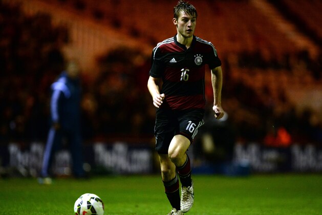 MIDDLESBROUGH, ENGLAND - MARCH 30: Robin Knoche of Germany controls the ball during the international friendly between England Under 21 and Germany Under 21 at Riverside Stadium on March 30, 2015 in Middlesbrough, England.  (Photo by Nigel Roddis/Getty Images)