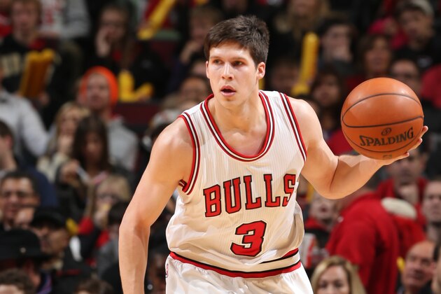 CHICAGO, IL - NOVEMBER 15:  Doug McDermott #3 of the Chicago Bulls handles the ball against the Indiana Pacers on November 15, 2014 at the United Center in Chicago, Illinois. NOTE TO USER: User expressly acknowledges and agrees that, by downloading and or using this Photograph, user is consenting to the terms and conditions of the Getty Images License Agreement. Mandatory Copyright Notice: Copyright 2014 NBAE (Photo by Gary Dineen/NBAE via Getty Images)