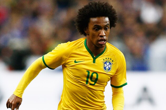 PARIS, FRANCE - MARCH 26:  Willian of Brazil in action during the International Friendly match between France and Brazil at the Stade de France on March 26, 2015 in Paris, France.  (Photo by Dean Mouhtaropoulos/Getty Images)
